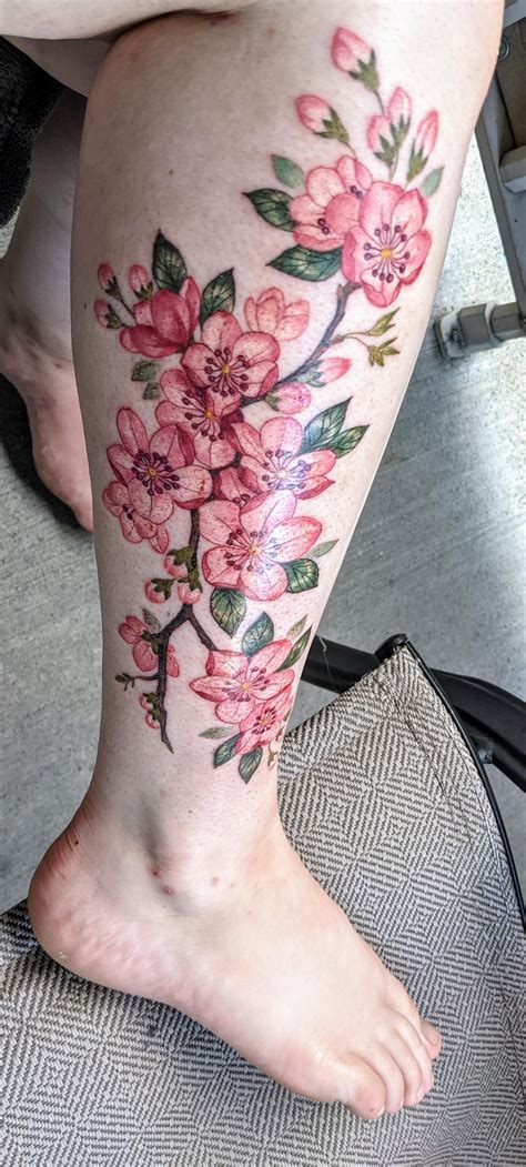 In love with my leg piece! Done by Julie at Imago Tattoo in Montreal ...