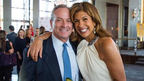 Today's Hoda Kotb's love life: how fiancé Joel Schiffman's first ...