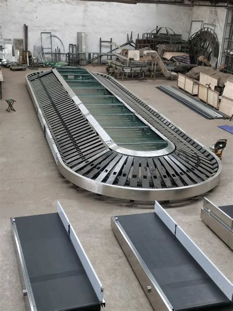 Airport Baggage Carousel Conveyor Belt Luggage Conveyor Belt Wheel ...