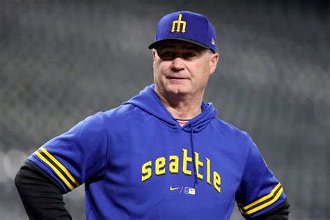 Gallery: Mariners break out City Connect uniforms for 1st time