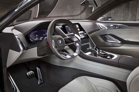 2018 BMW Concept 8 Series driver side interior - Motor Trend en Español