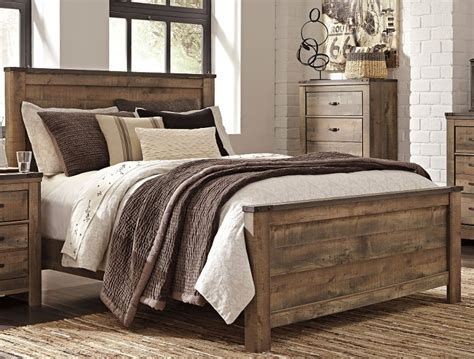 Contemporary Rustic Oak King Size Bed - Trinell | RC Willey