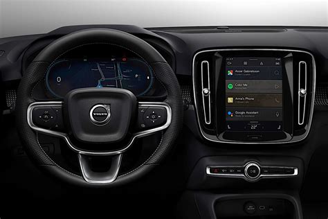 Volvo XC40 Electric Interior Revealed, Infotainment Runs on Android ...