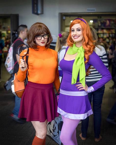 DIY Scooby Doo Daphne Costume | maskerix.com | Trendy halloween ...