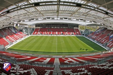 FC Utrecht faces €10,000 fine for anti-semitic chants - DutchNews.nl