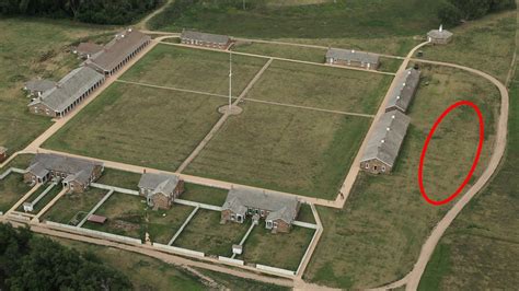 Early Officers' Quarters at Fort Larned (U.S. National Park Service)