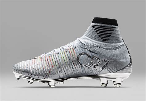 Cristiano Ronaldo Receives Special Edition Mercurial CR7 "Melhor ...