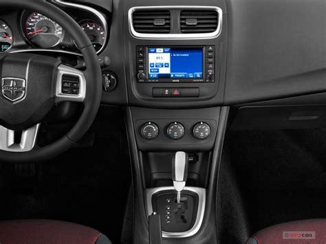 2013 Dodge Avenger: 31 Interior Photos | U.S. News