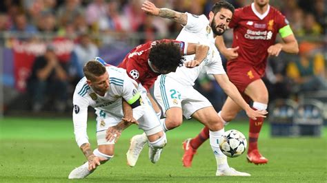 Ramos Tackle / Mohamed Salah Denies Forgiving Sergio Ramos for Tackle ...