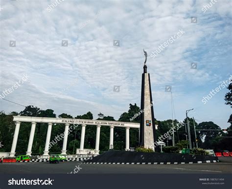 Tugu Kujang Bogorbogorindonesia Take November 242020tugu Stock Photo ...