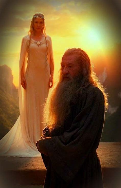 Galadriel and Gandalf. The lighting is so pretty! | Lord of the rings ...