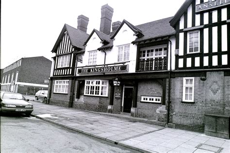 Look: More Nuneaton pubs we loved from the past - CoventryLive