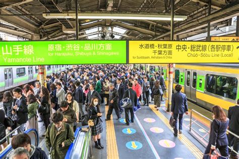 Rush hour Shinjuku Station editorial stock photo. Image of tokyo ...