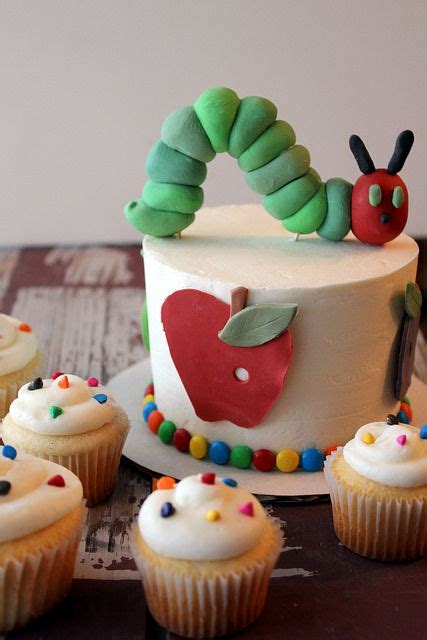 Hungry Caterpillar smash cake | Hungry caterpillar cake, Hungry ...