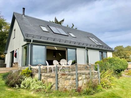 Luxury Pet Friendly Lodges Scotland | Dog Friendly Cottages