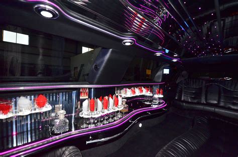 Super Stretch Limousine - City Limousine Service