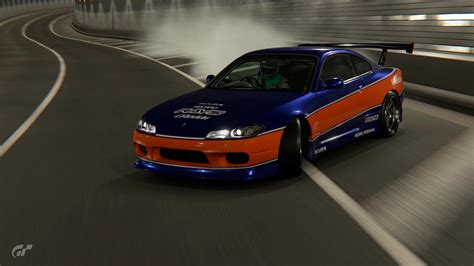 The Mona Lisa S15 Drifting Tokyo : r/granturismo