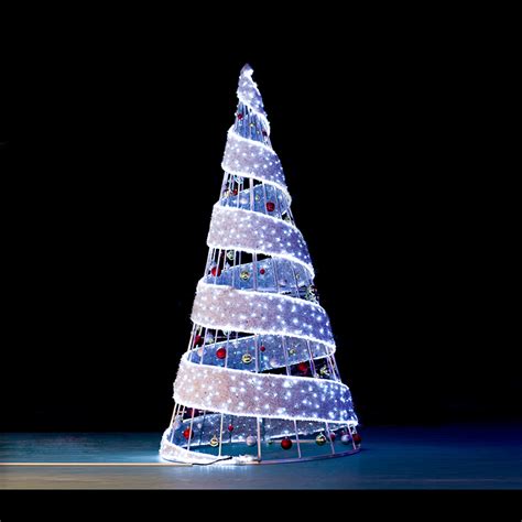 LED Christmas Tree Lights | Outdoor Spiral Christmas Trees | Evermore ...