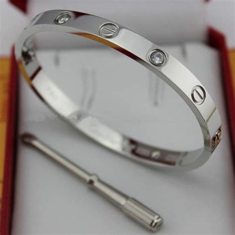 Replica Cartier Love Bracelet White Gold with Diamonds and Screwdriver