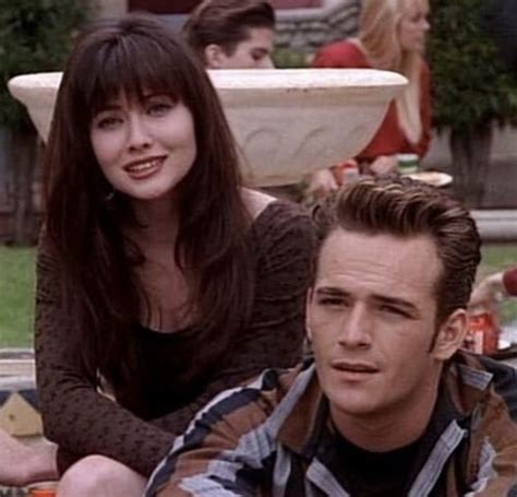 Dylan McKay (Luke Perry) and Brenda Walsh (Shannen Doherty) in Beverly ...