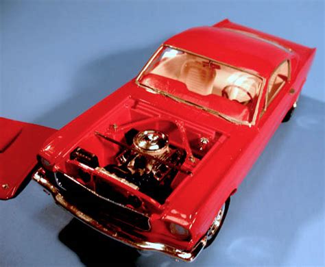 Revell Ford Mustang Fastback 1965 1966 Model Kit.