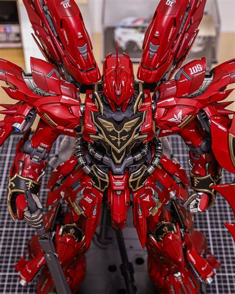 Custom Build MG 1/100 Sinanju Gundam - Custom Build Gundam