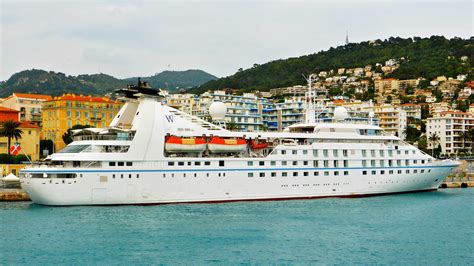 We Travel 2U Cruise: Star Breeze enters service for Windstar