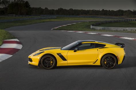 2016 Chevrolet Corvette Z06 C7.R Edition | GM Authority