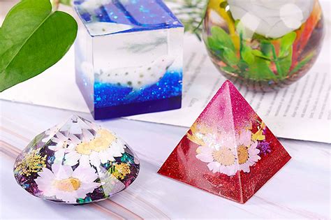 How to make resin art: Essential supplies for making epoxy resin art