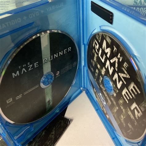 The Maze Runner Blu-Ray, DVD Versions, 2 Disc Collector's Edition Very ...