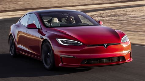 Tesla Model S Plaid Becomes the Fastest Car in Real-Life Acceleration ...