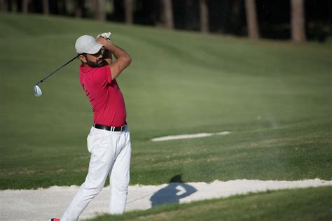 Approach Wedge vs. Lob Wedge: What’s The Difference?