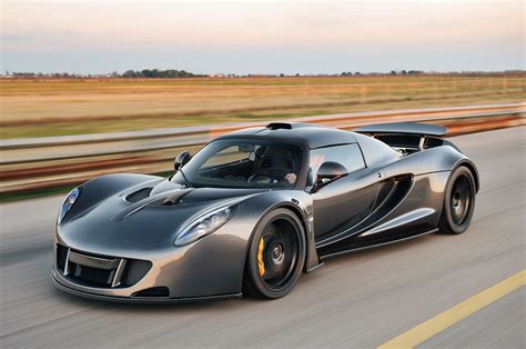 01-hennessey-venom-gt-gray.jpg