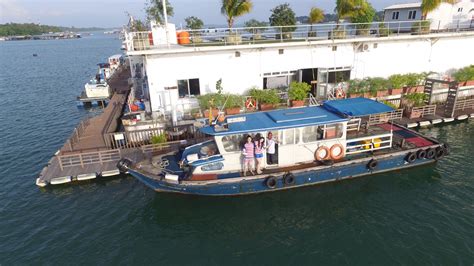 Captain's Log: Smith Marine Seafood Restaurant Kelong off Ubin