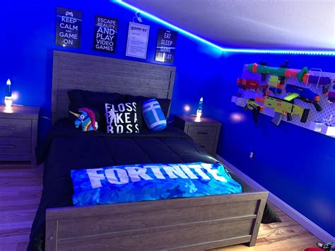 Fortnite room | Cool bedrooms for boys, Big boy bedrooms, Boys game room