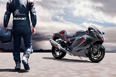 2023 Suzuki Hayabusa gets new colors to make it even more desirable