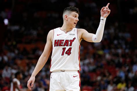 Tyler Herro’s NBA Rookie Of The Year Odds Plummet After Zion Williamson ...