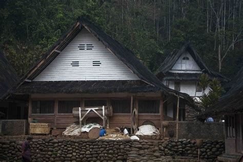 Foto : Kampung Naga di Tasikmalaya, Wilayah Adat yang Memiliki Sejarah ...