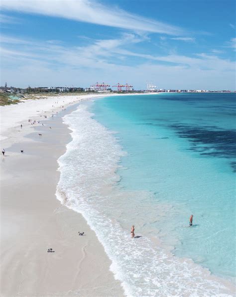 Summer at The Beach Beaches in Perth - The Ultimate Guide