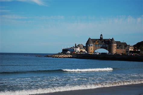 Explore Narragansett | Narragansett Properties