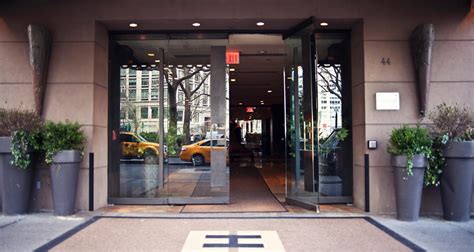 Empire Hotel (New York, NY): What to Know BEFORE You Bring Your Family