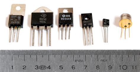 Second Generation Computer Transistors