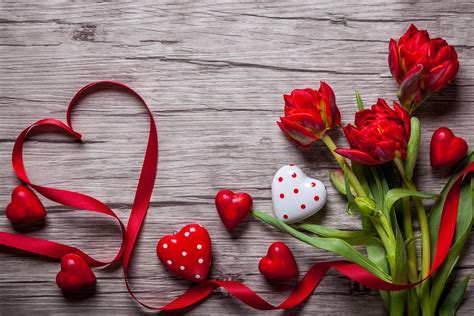 Red flowers, Valentine's Day, love image, heart HD wallpaper ...