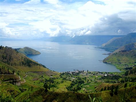 5 Days Medan Lake Toba Tour - Lokopoko Travel Singapore