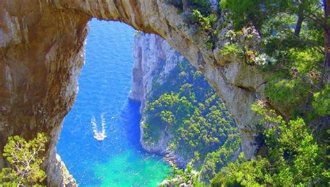 Capri island & Blue Grotto Tour - Tours of Ischia