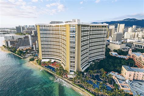 Exploring The Sheraton Waikiki Beach Resort