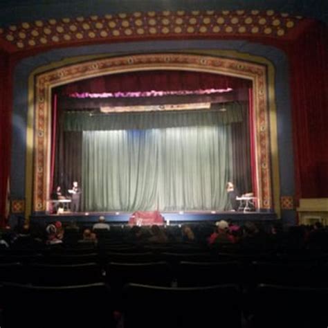 Lincoln Theatre - 29 Reviews - Cinema - 103 E Main St, Belleville, IL ...