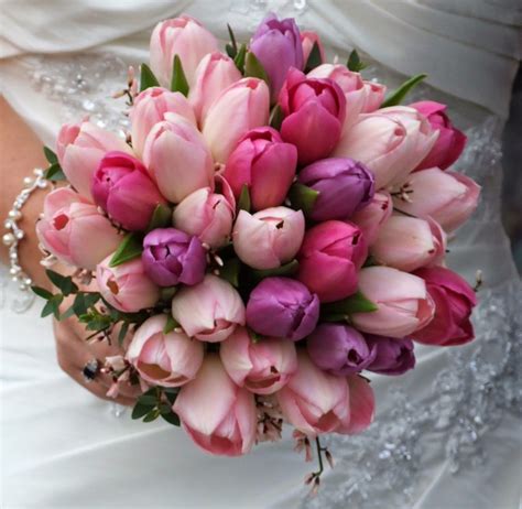 Wedding flowers tulip http://weddingflowersideas.blogspot.com/2014/05 ...