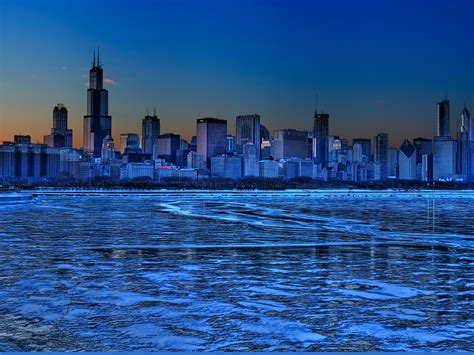 Chicago Skyline - Wallpaper - Faxo - Faxo