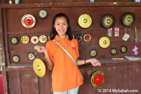 Gong of Sabah and Gong Making in Kg. Sumangkap - MySabah.com